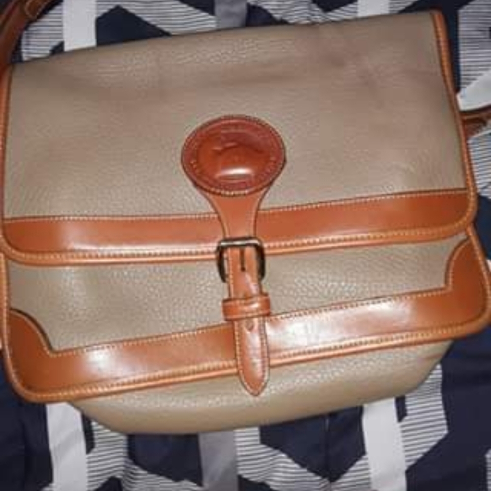Vintage Dooney & Bourke purse leather